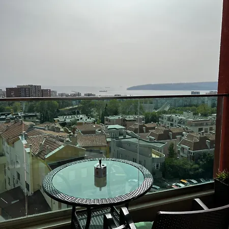 Breathtaking Sea View Apartment Varna Exterior photo
